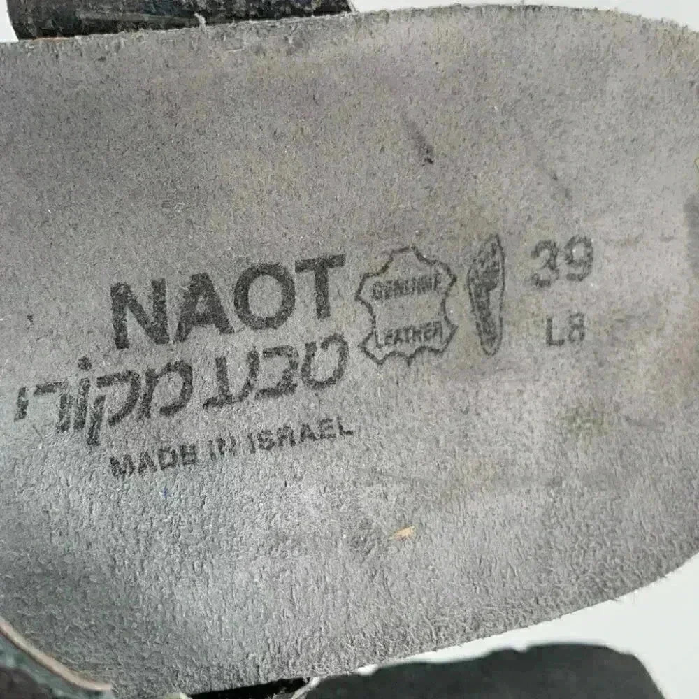 Naot sandals 39 8 black leather snakeskin print sticky strap walking comfort - Picture 11 of 12